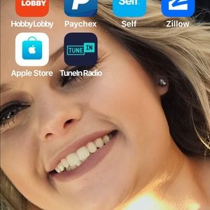 Meet your Posher, Victoria